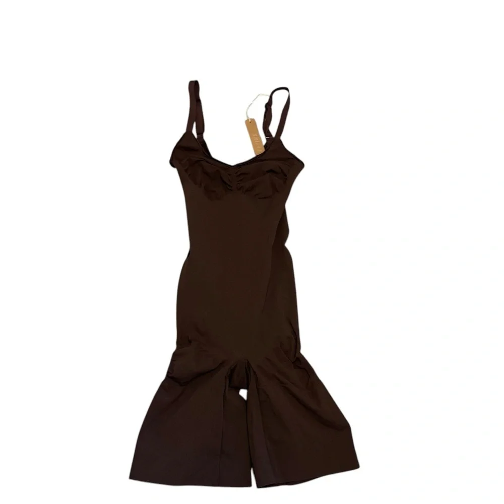 New Seamless Sculpt Mid Thigh Bodysuit | Skims L